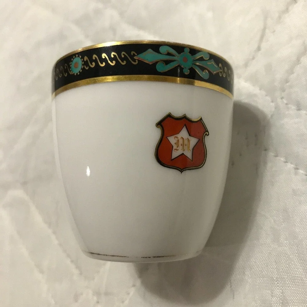 Vintage circle handle Tea‎ Cup